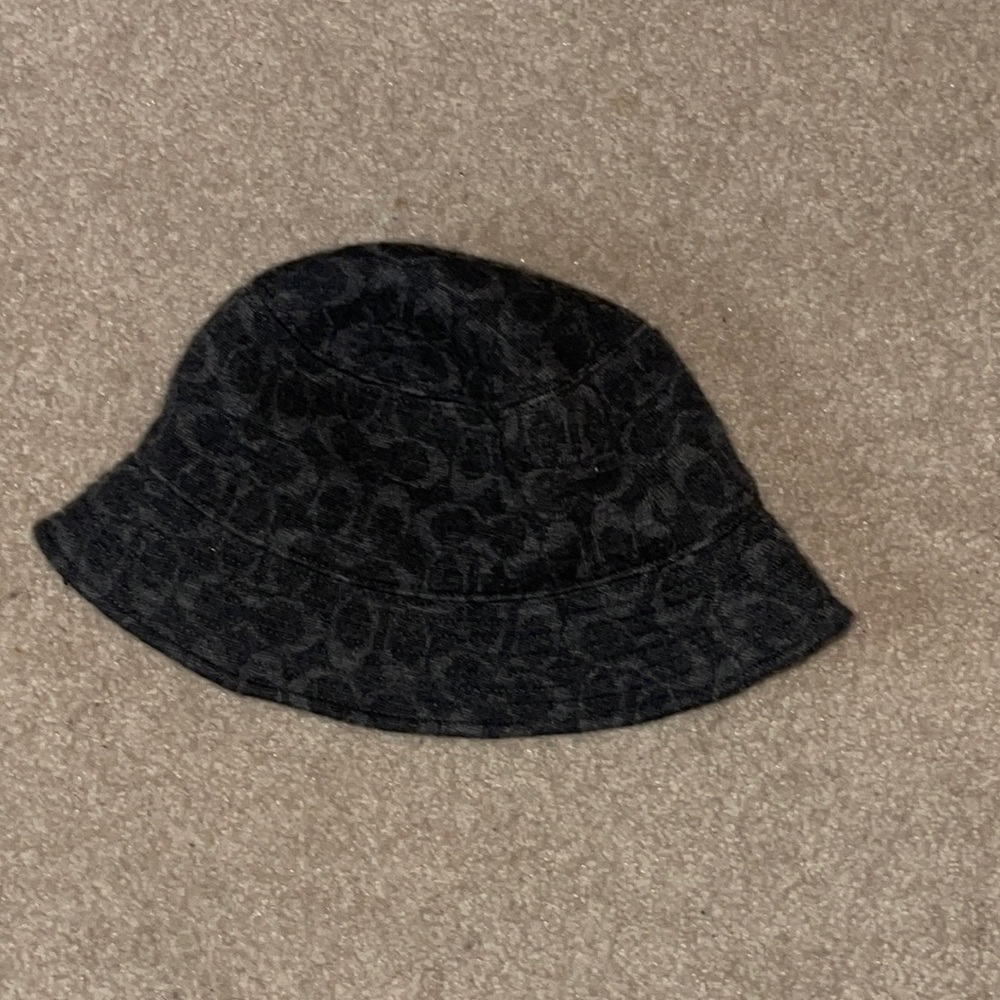 NWOT coach bucket hat